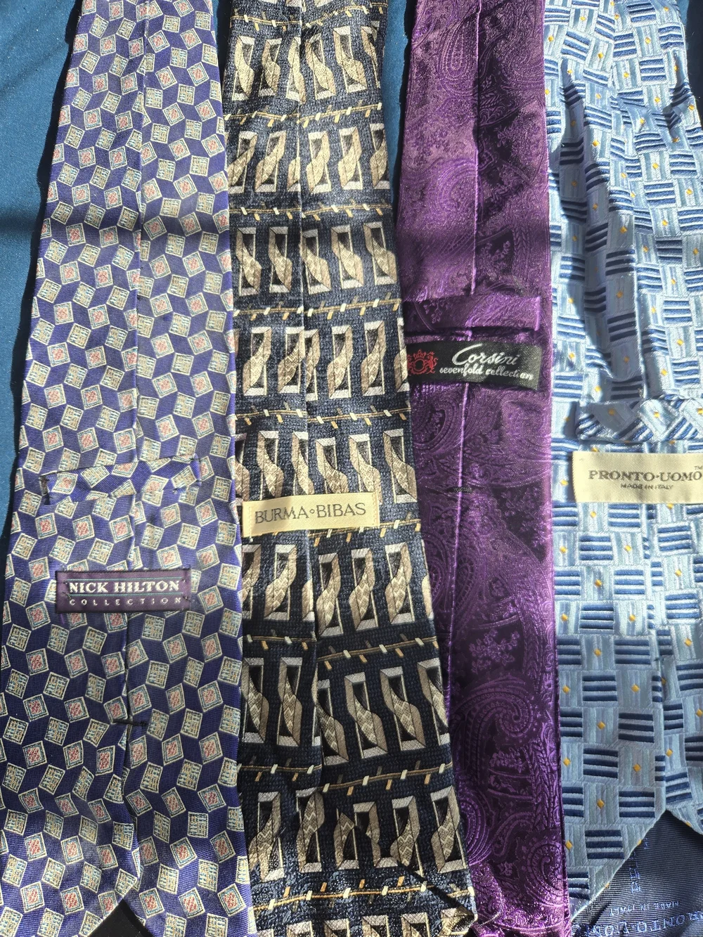 Men's Classic Burgundy and Purple Neck Tie Set